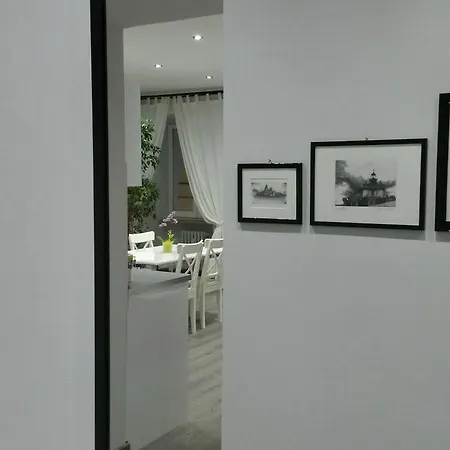 Casa Floriana Castello アパート