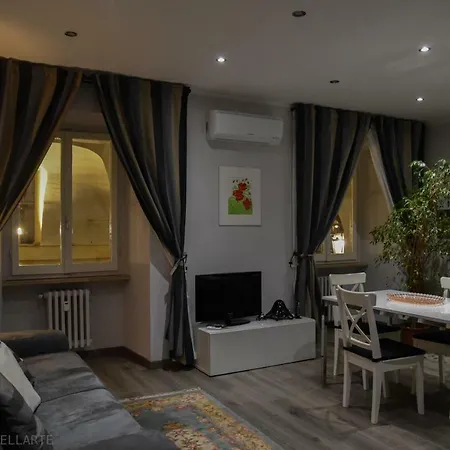 アパート Casa Floriana Castello